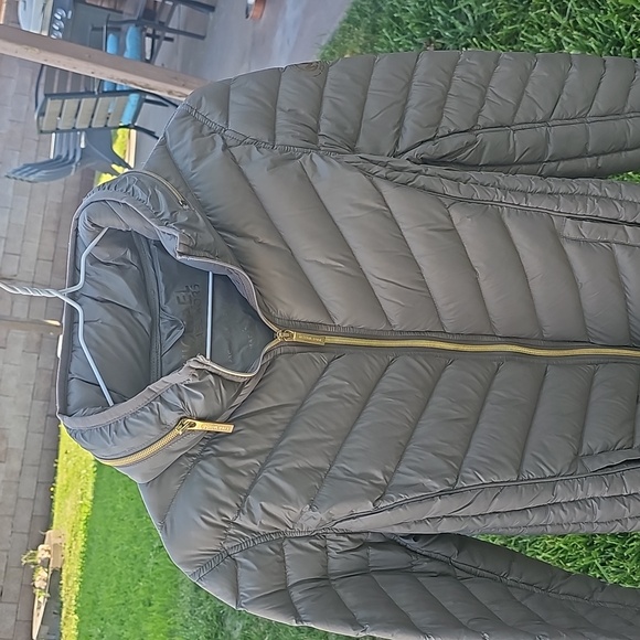 Michael kors tan / biege puffer jacket , small - Picture 7 of 10